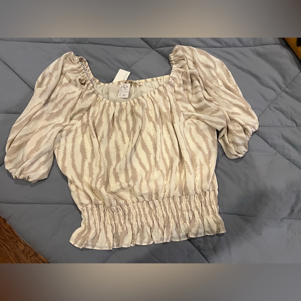 By Together short sleeve ruffle top. Size Large. New with Tags